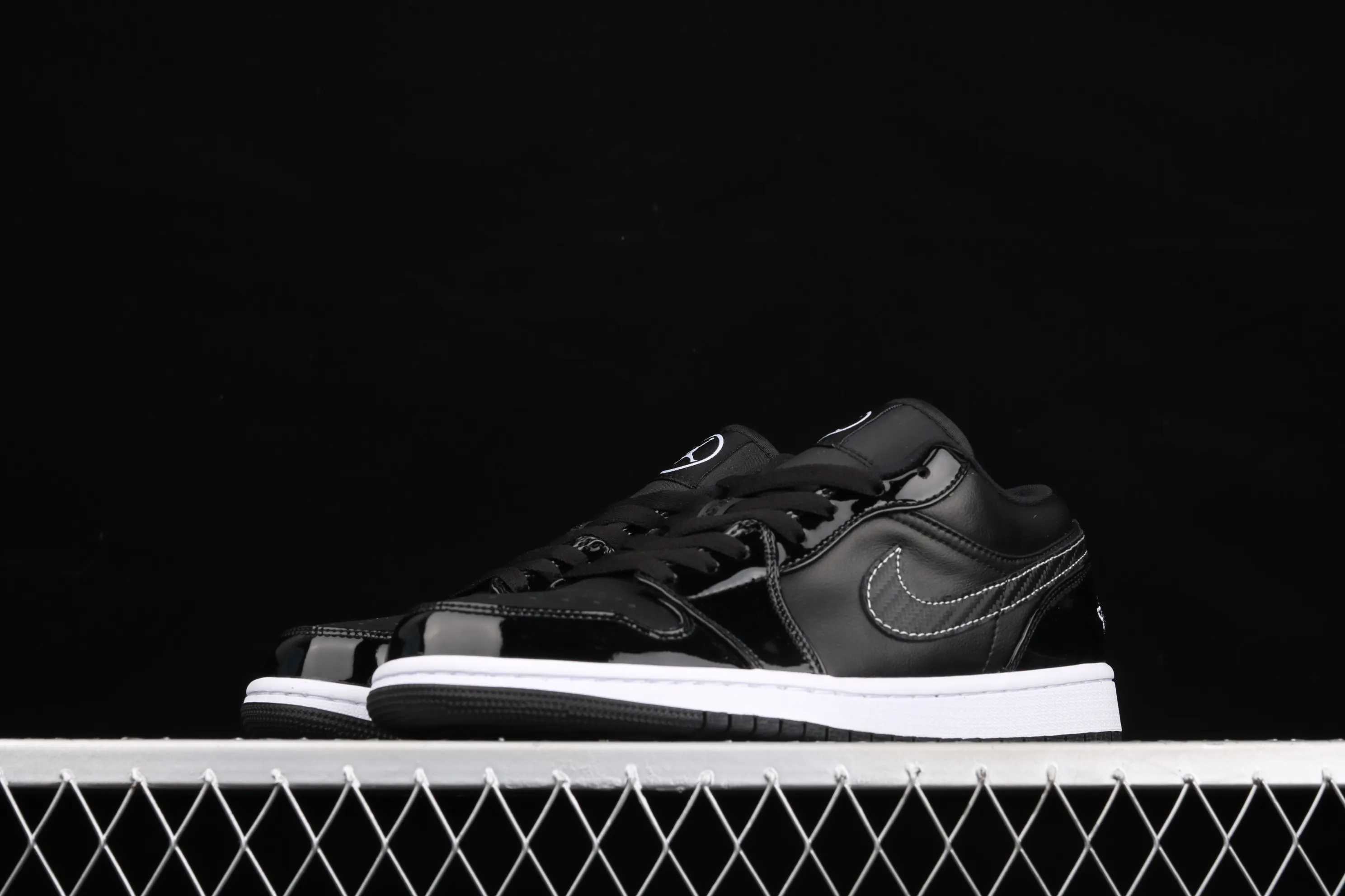 All categories Air Jordan Jordan series basketball shoes Air Jordan 1 Low Air Jordan 1 Low ASW AJ1 Joe 1 low-top All-star patent leather black low-top basketball shoes DD1650-001